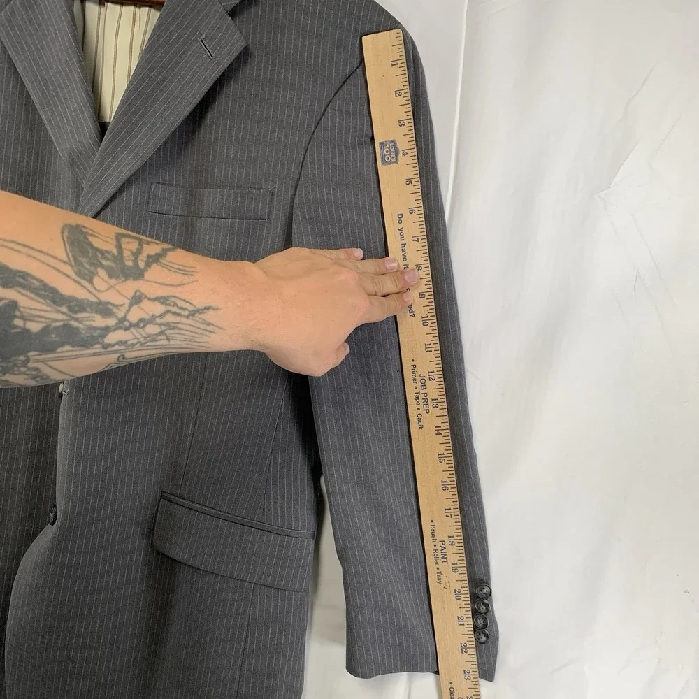 Tommy Hilfiger 2Pc Gray‎ Pinstripe Wool Suit Mens 41R / 34 x 30 Jacket Pants